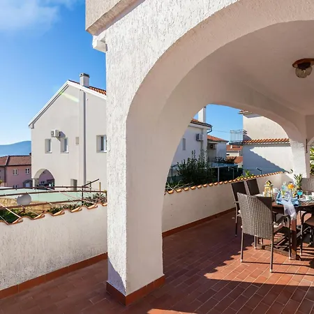 Apartmán Majnaric By El-pi Tours Pinezići