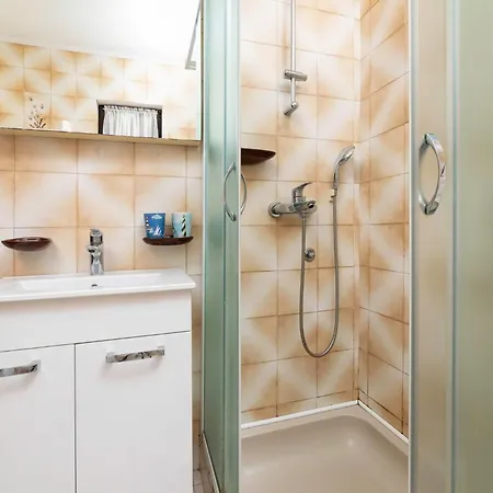 Majnaric By El-pi Tours Appartamento