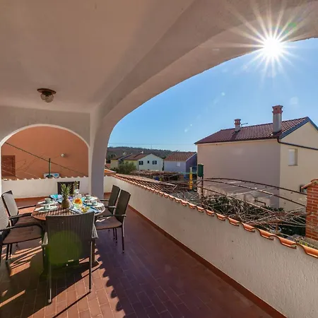 Majnaric By El-pi Tours *