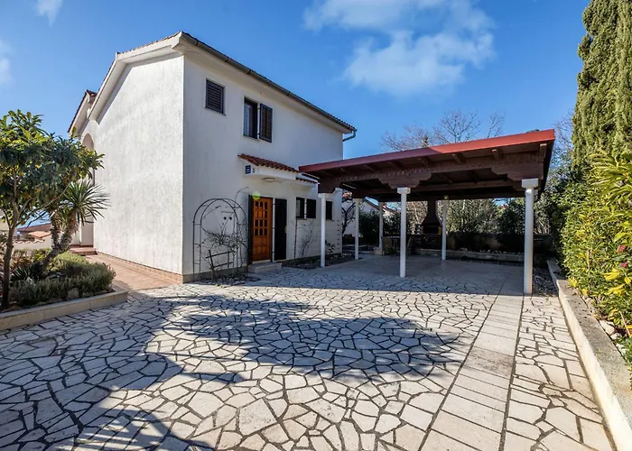 Majnaric By El-pi Tours Apartamento Pinezići